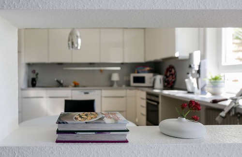 Bretten Apartment | Apartment 'Jung Und Lind' with Private Terrace, Private Garden and Wi-Fi