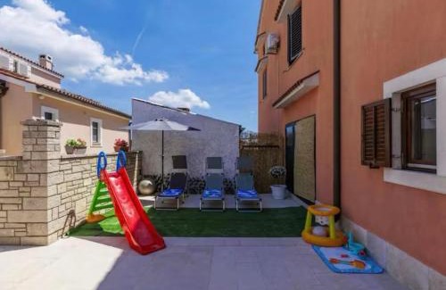 Bibici Apartment | Apartment Karlo, Heated pool, private parking