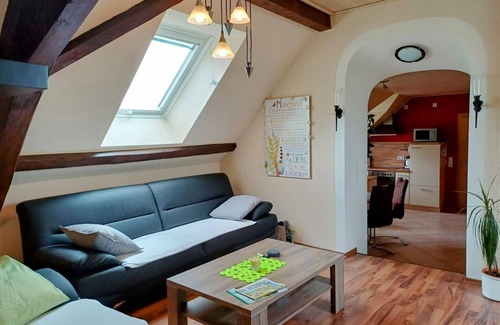 Laufeld Apartment | Apartment Katharina - 4-bed apartment shower/WC, 2 bedrooms
