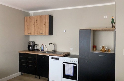 Saint Pauli Apartment | Apartment 'Kleine Hütte In St Pauli Hamburg' with Wi-Fi