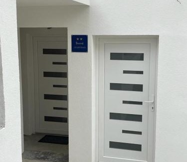 Kraljevec Sesvetski Apartment | Apartment Klementina FREE PARKING