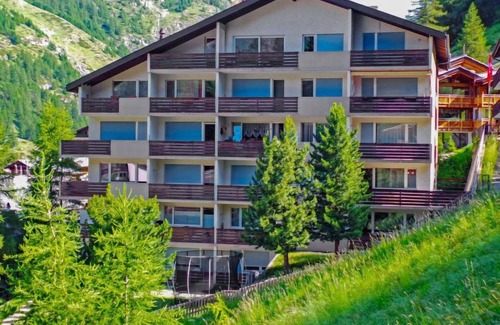 Zermatt Apartment | Apartment Kondor by Interhome