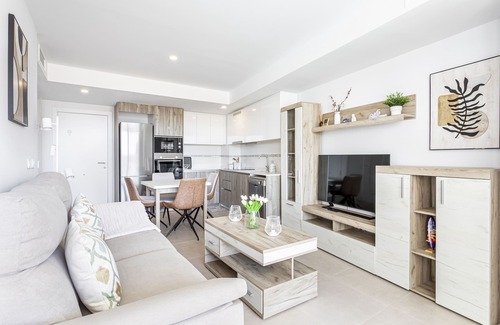 Canet de Berenguer Apartment | Apartment 'Lopimar Playa Canet' with Sea View, Wi-Fi and Air Conditioning
