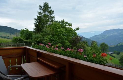 Fie allo Sciliar Apartment | Apartment Lärchenwald in Fiè allo Sciliar, cozy vacation apartment Adults Only