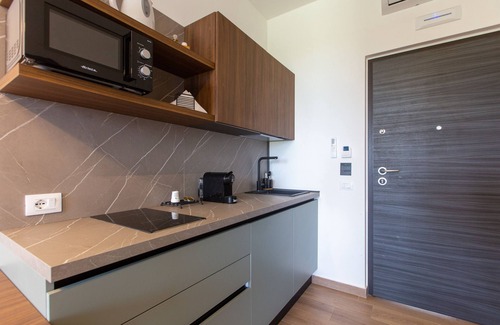 Capo d'Orlando Apartment | Apartment 'La Brisa Apartments - Tramontana' with Private Terrace, Wi-Fi and Air Conditioning