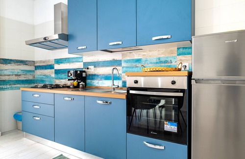 Oria Apartment | Apartment 'La Casa di Andrea' with Private Terrace, Wi-Fi and Air Conditioning