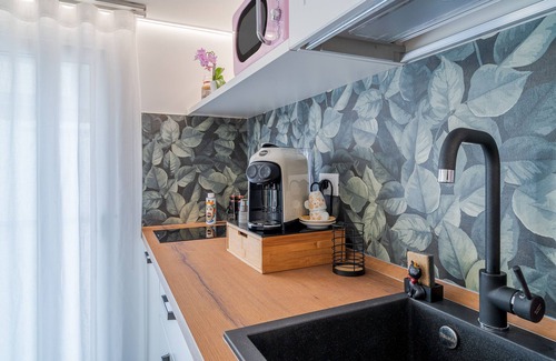 Avola Apartment | Apartment 'La Casa di Susy' with Private Terrace, Wi-Fi and Air Conditioning