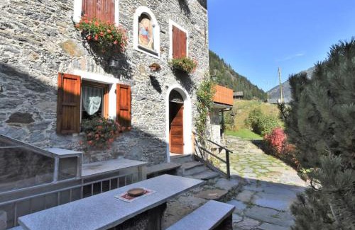 Fraccia Apartment | Apartment La Casetta di Biorca by Interhome