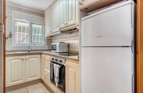 Paichi Apartment | Apartment 'La Finca' with Sea View, Wi-Fi and Air Conditioning