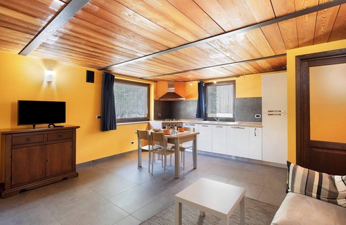 Cors Apartment | Apartment 'La Maison de Amélie - Bed' with Mountain View, Shared Terrace and Wi-Fi