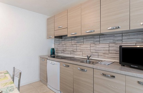 Baselga di Pine Apartment | Apartment 'Lago delle Rane' with Mountain View, Balcony & Wi-Fi