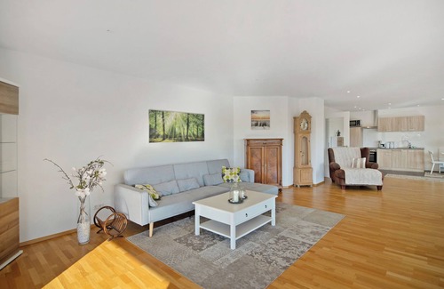 Doberatsweiler Apartment | Apartment 'Landschaftstraum Am Bodensee' with Mountain View, Private Terrace and Wi-Fi