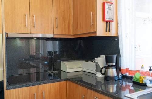 Estrela da Calheta Apartment | Apartment Laranjeiras, A lovely apartment in the Heart of Calheta