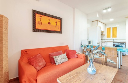 Hoya de los Patos Apartment | Apartment 'Las Lomas De Bonalba' with Mountain View, Wi-Fi and Air Conditioning