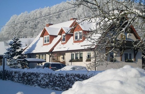 Waltersdorf Apartment | Apartment "Lauscheblick" - Apartments Landhaus Böhmer