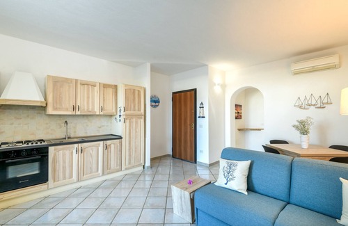 Murta Maria Apartment | Apartment 'Lazulite - Sardinia Vacation' with Shared Pool, Wi-Fi and Air Conditioning