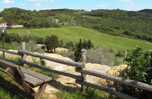Nibbiaia Apartment | Apartment Legni torti in Nibbiaia - 2 persons, 1 bedrooms