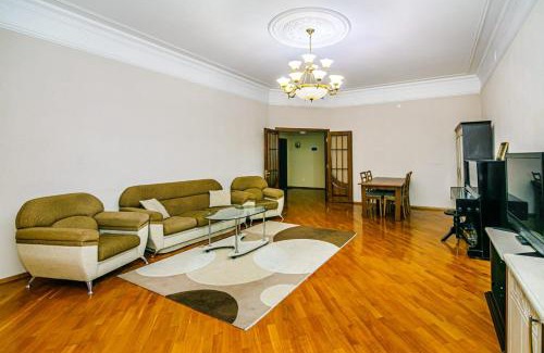 Azerbaijan Apartment | Apartment Lilac Near Center