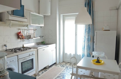 La Spezia Apartment | APARTMENT 'LILLY' IN ELEGANT BUILDING - CAR GARAGE - CIN IT011015C2RCM42IOZ
