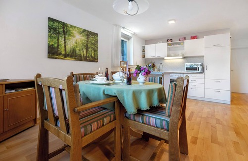 Hofgeismar Apartment | Apartment Lilly with Private Terrace, Private Garden and Wi-Fi