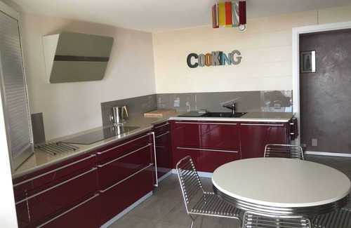 Thonon-les-Bains Apartment | Apartment located in a pastoral setting with wonderful views of Lake Geneva