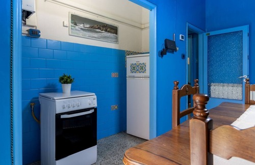 Ferrara Apartment | Apartment located on the second floor of a three-story building with no elevator.In 60 square meters of space it comfortably accommodates 6 people, with one double bedroom, one with two single beds and a sofa bed in the living room.The property is locate