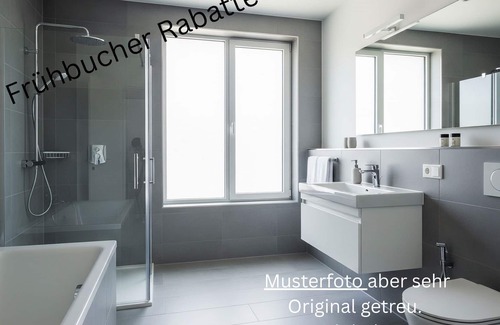 Niederemmel Apartment | Apartment - Loft Apartment, 160 qm², balcony, parking lot, modern, up to 8 pers.