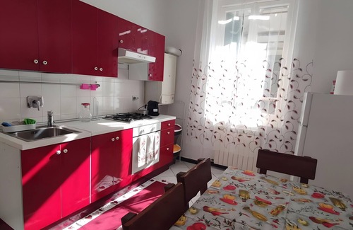 Sestri Ponente Apartment | Apartment 'Lucia Genova Aeroporto' with Balcony, Wi-Fi and Air Conditioning