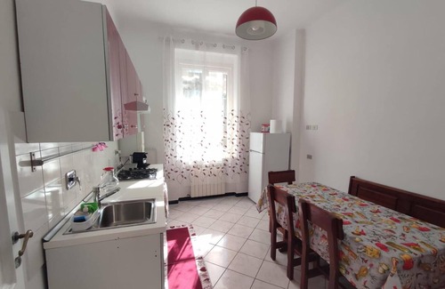 Sestri Ponente Apartment | Apartment 'Lucia Genova Aeroporto' with Balcony, Wi-Fi and Air Conditioning