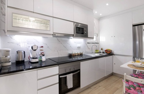 Se Apartment | Apartment 'Luxury Home Sweet Home T3' with Shared Terrace, Wi-Fi and Air Conditioning