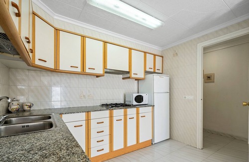 Les Cases d'Alcanar Apartment | Apartment 'Mesón' with Sea View, Balcony & Wi-Fi