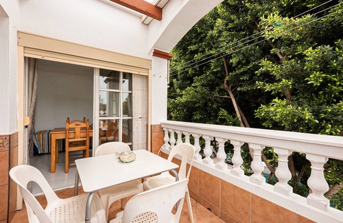 Campanillas Apartment | Apartment 'Manoli' with Mountain View, Wi-Fi and Air Conditioning