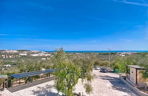 Chiesiola Apartment | Apartment 'Mapa Corbezzolo' with Sea View, Wi-Fi and Air Conditioning