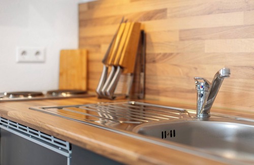 Breisach Apartment | Apartment 'Maria' with Shared Terrace and Wi-Fi