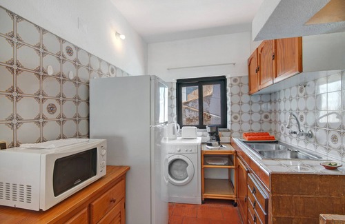 Correeira Apartment | Apartment 'Mar, Sol E Sossego' with Private Pool, Private Terrace and Wi-Fi