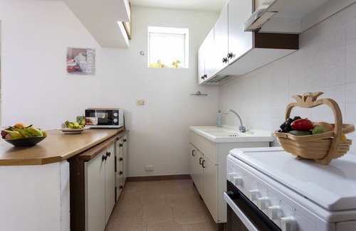 Contrada Fiori Sud Apartment | Apartment 'Mare & Relax' close to the Sea with Terrace & Wi-Fi