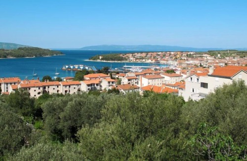 Porozina Apartment | Apartment Margareta (ICS102) in Cres/Cres - 4 persons, 1 bedrooms