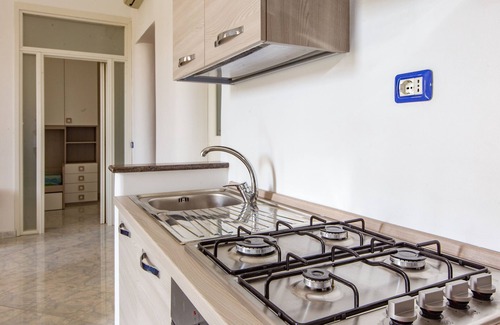 Acquedolci Apartment | Apartment 'Marianna' with Balcony and Air Conditioning