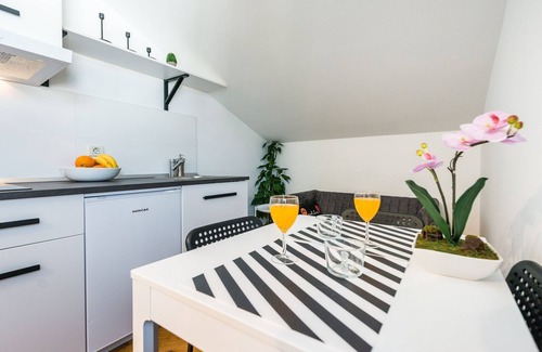 Babin Kuk Apartment | Apartment Marilyn - Two Bedroom Apartment with Terrace and Partial Sea View