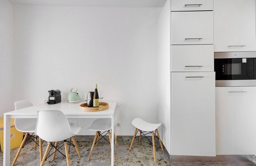 Telheiro Apartment | Apartment "Marina Elegance" with a View of the Marina, Private Covered Terrace & Wi-Fi