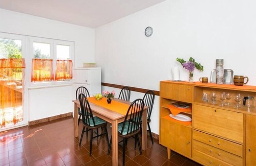 Brsecine Apartment | Apartment Marko - Three-Bedroom Apartment with Terrace and Sea View (Brsečine)