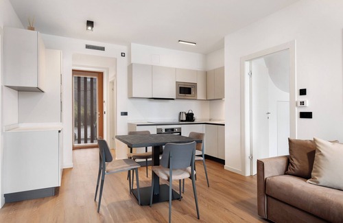 Laives Apartment | Apartment 'Maso Renner 4' with Mountain View, Wi-Fi and Air Conditioning