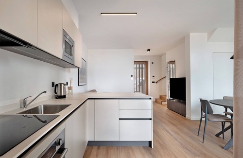 Laives Apartment | Apartment 'Maso Renner 7' with Mountain View, Wi-Fi and Air Conditioning