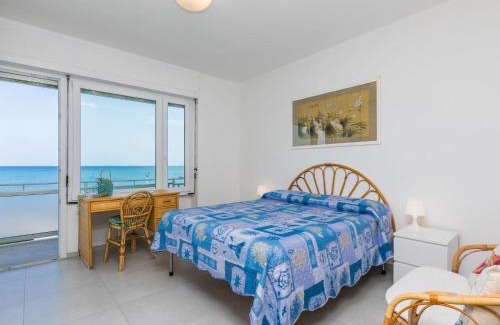 Rosignano Solvay Apartment | Apartment Massimo Beach House by Interhome