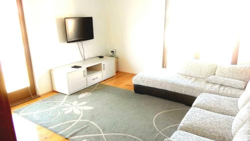 Resnik Apartment | Apartment Mehi