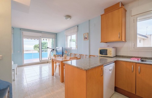 Alcanar Apartment | Apartment "Merida" with Shared Pool, Terrace and Wi-Fi