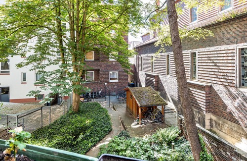 Sudstadt-Bult Apartment | Apartment 'Messezimmer' with Private Terrace, Wi-Fi and Air Conditioning