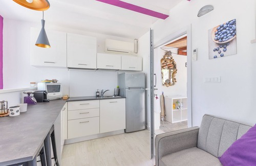 Lacona Apartment | Apartment Mirtillo with Outdoor Spaces and Wi-Fi