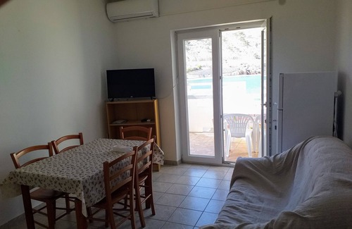 Metajna Apartment | Apartment Moonstone (90781-A1) - Metajna - island Pag