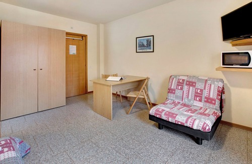 Valdisotto Apartment | Apartment "Monolocale Iris 1" with Mountain View, Balcony & Wi-Fi